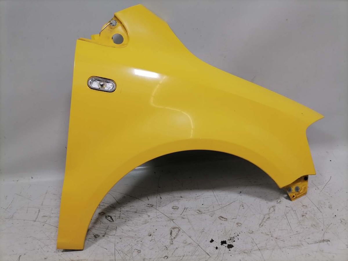 VW Fox original Kotflügel vorn rechts LY1C Sonnengelb Bj.2006